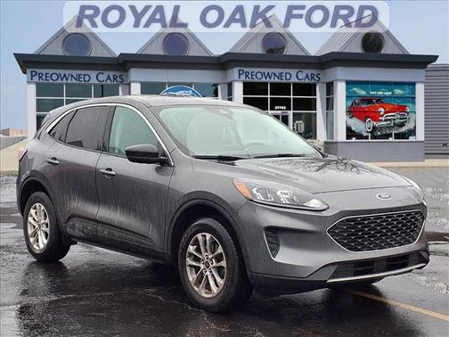 2022 Ford Escape SE