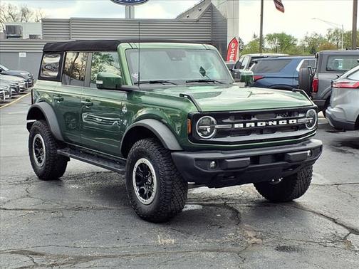 2023 Ford Bronco Outer Banks
