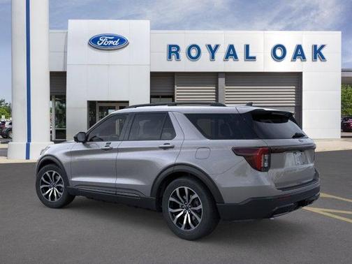 Carbonized Gray Metallic 2026 Ford Explorer ST-Line
