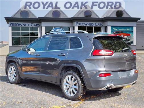 Granite Crystal Metallic Clearcoat 2017 Jeep Cherokee Limited