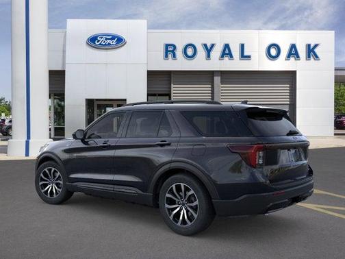 Agate Black Metallic 2026 Ford Explorer ST-Line