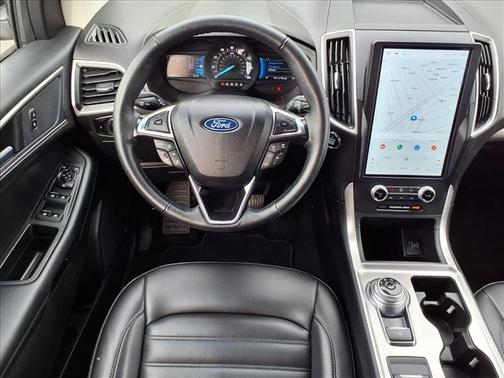 Black Metallic 2024 Ford Edge SEL