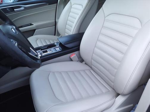 2019 Ford Fusion Hybrid SEL