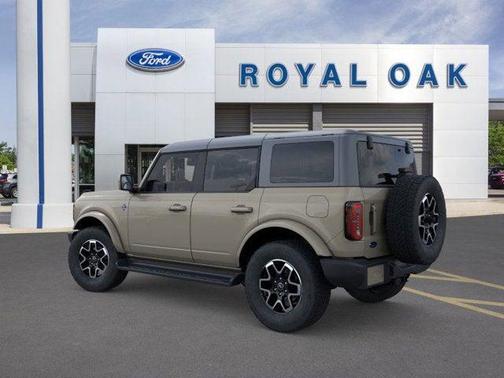 2025 Ford Bronco Outer Banks