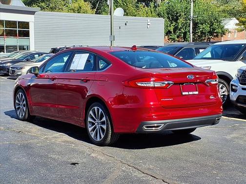 2020 Ford Fusion SE
