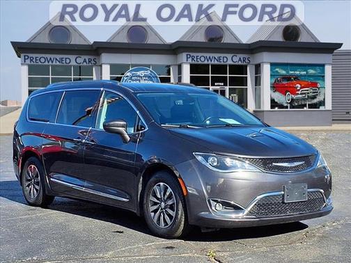 2020 Chrysler Pacifica Touring-L Plus