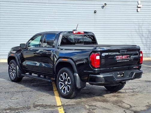 Onyx Black 2023 GMC Canyon AT4