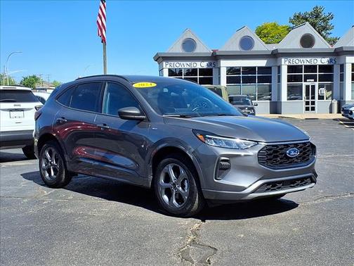 Carbonized Gray Metallic 2024 Ford Escape ST-Line
