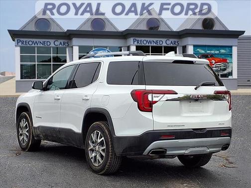 2023 GMC Acadia AWD SLT
