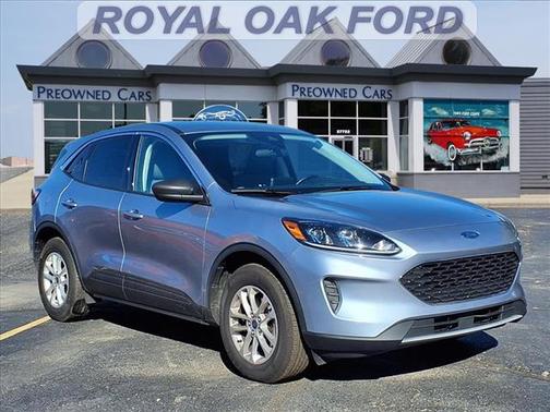 2022 Ford Escape SE