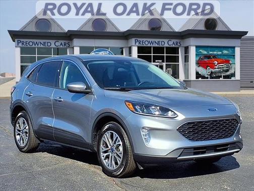 2022 Ford Escape SEL