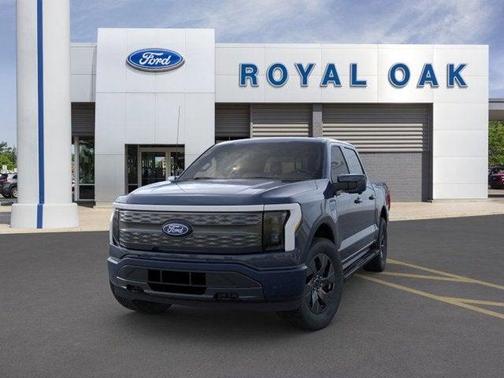 2025 Ford F-150 Lightning LARIAT