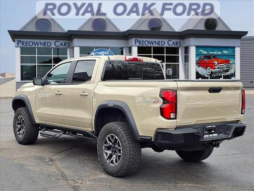Sand Dune Metallic 2023 Chevrolet Colorado ZR2