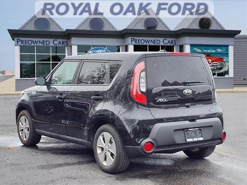 2016 Kia Soul Base
