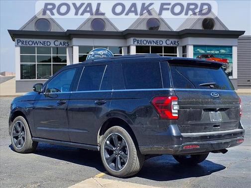 Agate Black Metallic 2023 Ford Expedition Limited