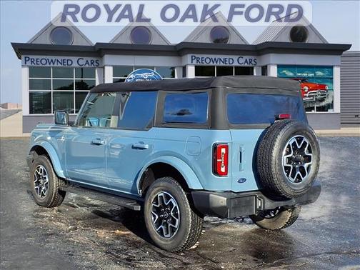 2023 Ford Bronco Outer Banks