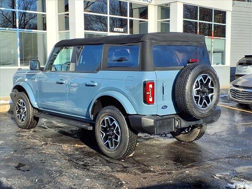 2023 Ford Bronco Outer Banks