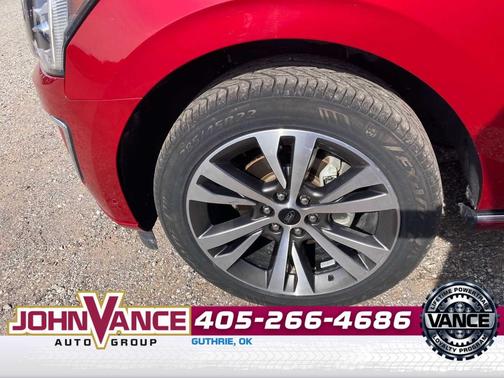 Rapid Red Metallic Tinted Clearcoat 2021 Ford Expedition Platinum