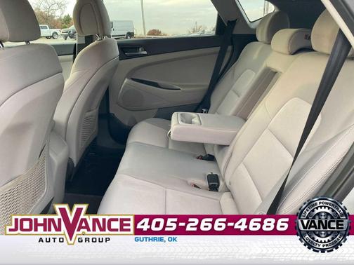 2018 Hyundai TUCSON SEL