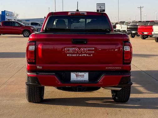 2026 GMC Canyon Denali