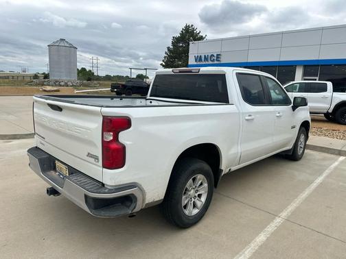 Summit White 2022 Chevrolet Silverado 1500 Limited LT