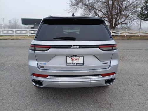 2022 Jeep Grand Cherokee 4xe Summit