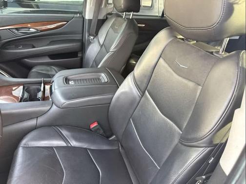 2019 Cadillac Escalade ESV Premium Luxury