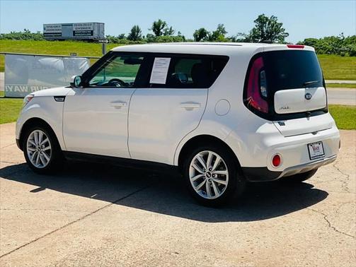 2019 Kia Soul +