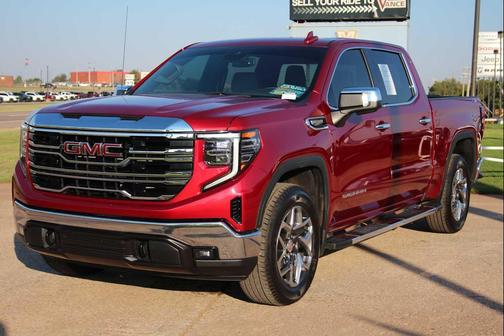 2024 GMC Sierra 1500 SLT