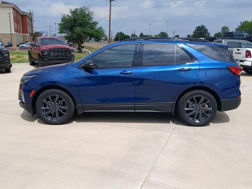Blue Glow Metallic 2023 Chevrolet Equinox FWD RS