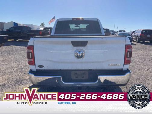 2023 RAM 2500 Tradesman Crew Cab 4x4 6'4' Box