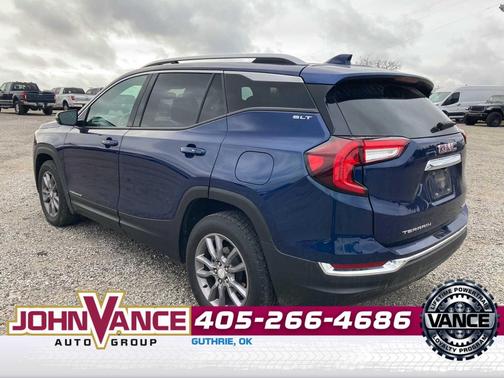 2023 GMC Terrain SLT