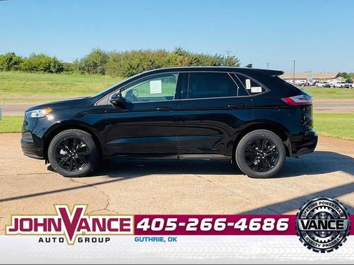 Agate Black Metallic 2024 Ford Edge SE