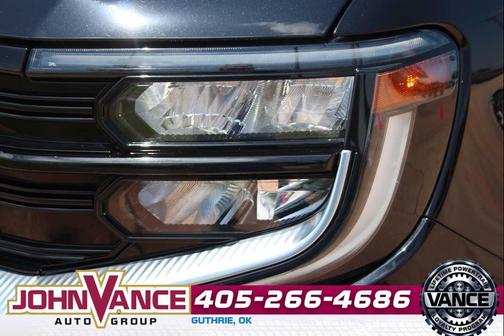 Agate Black Metallic 2025 Ford Expedition Platinum