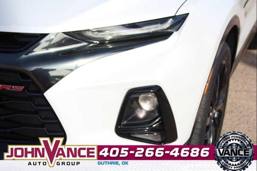 Iridescent Pearl Tricoat 2020 Chevrolet Blazer RS