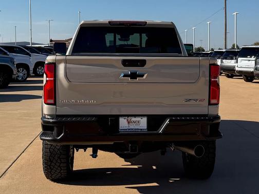 2026 Chevrolet Silverado 2500 ZR2