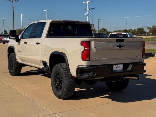 2026 Chevrolet Silverado 2500 ZR2