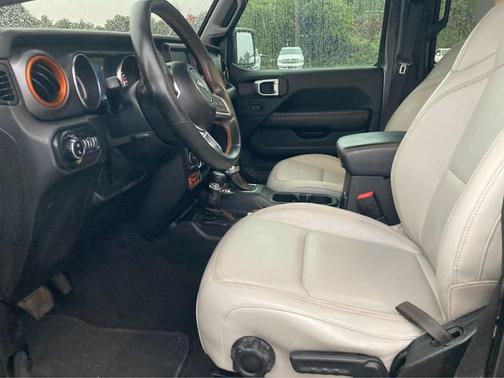 2020 Jeep Gladiator Mojave 4X4