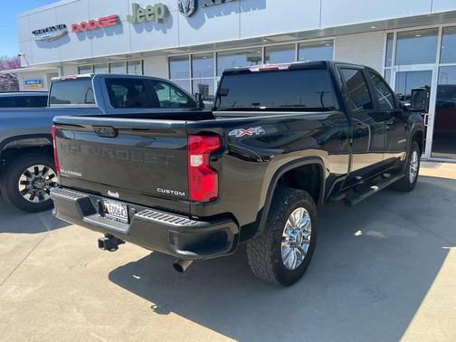 2024 Chevrolet Silverado 2500 Custom