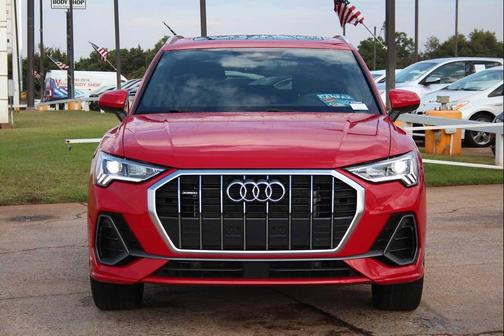 2024 Audi Q3 Premium 45 TFSI S line quattro Tiptronic