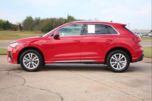 2024 Audi Q3 Premium 45 TFSI S line quattro Tiptronic