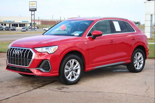 2024 Audi Q3 Premium 45 TFSI S line quattro Tiptronic