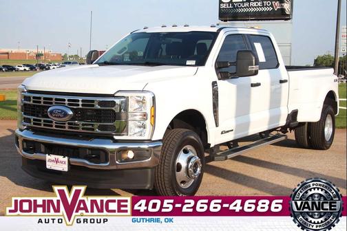Oxford White 2025 Ford F-350 XLT
