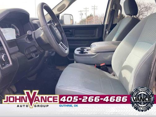 2018 RAM 2500 Tradesman Crew Cab 4x4 6'4' Box