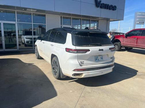 2023 Jeep Grand Cherokee L Summit