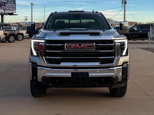 2025 GMC Sierra 2500 SLT