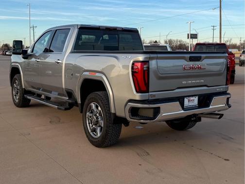 2025 GMC Sierra 2500 SLT