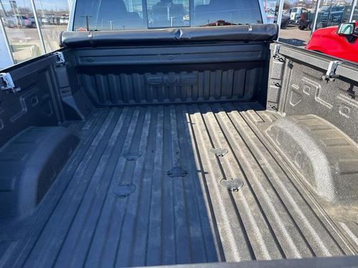 2025 GMC Sierra 2500 SLT