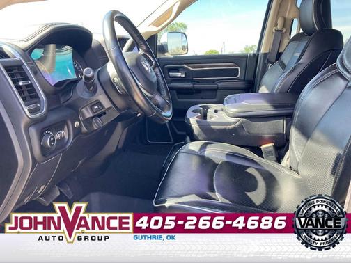 2021 RAM 2500 Laramie Crew Cab 4x4 6'4' Box