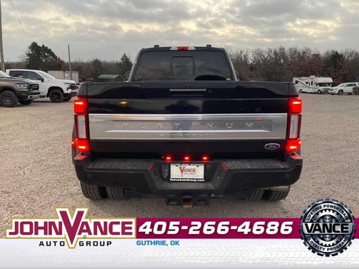 2022 Ford F-350 Platinum